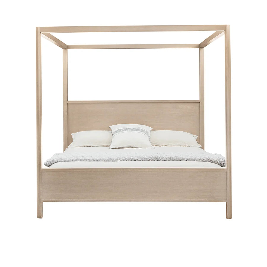 Curva Poster Canopy Bed