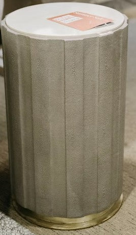 Carlyle Chelsea Accent Table