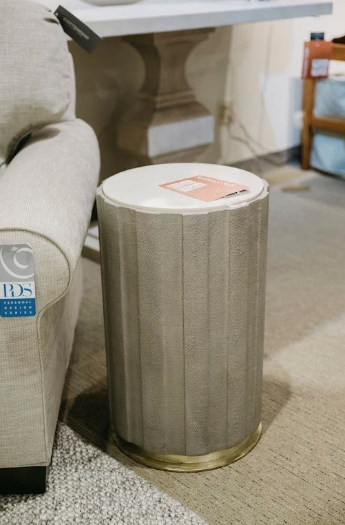 Carlyle Chelsea Accent Table