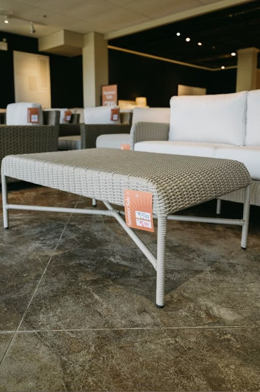 Manhattan Outdoor Cocktail Table