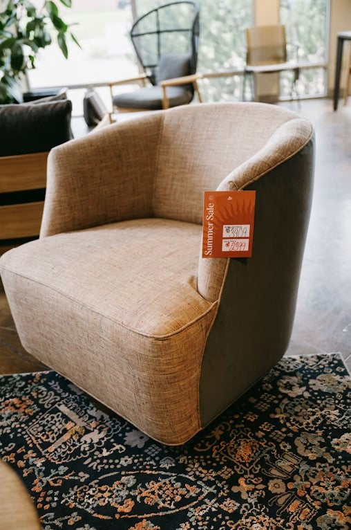 Pilsen Swivel Bicolor Chair